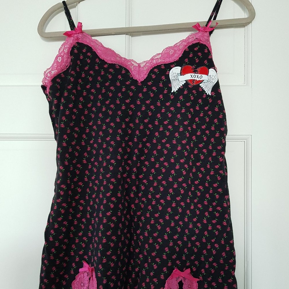 Rosette and Lace Red Heart Nightie